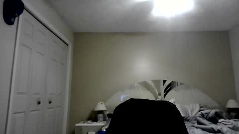 Snapshot of latinoinfla chatting on 09/25/25, 02:26 latinoinfla online show from 09/25/25, 02:26