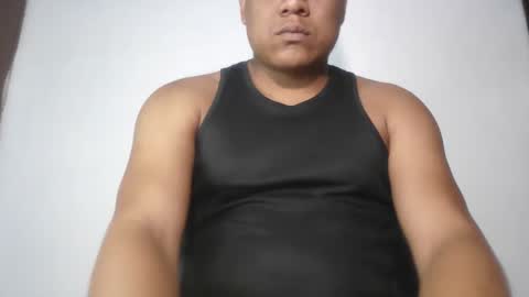 Snapshot of latinrayf chatting on 11/01/25, 04:58 latinrayf online show from 11/01/25, 04:58