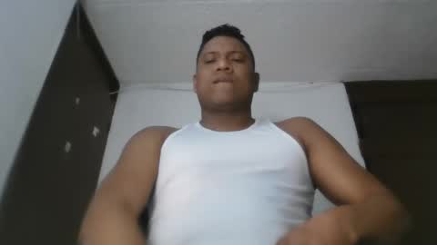 Snapshot of latinrayf chatting on 11/02/25, 04:59 latinrayf online show from 11/02/25, 04:59