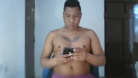 latinrayf online show from 11/16/25, 05:40