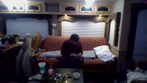 latniter online show from 03/02/25, 11:18