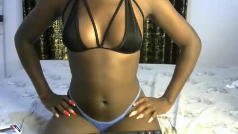 latoya_shines online show from 02/08/26, 04:27