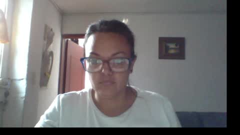 Laura online show from 03/30/26, 08:10