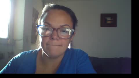 Laura online show from 04/27/26, 09:46