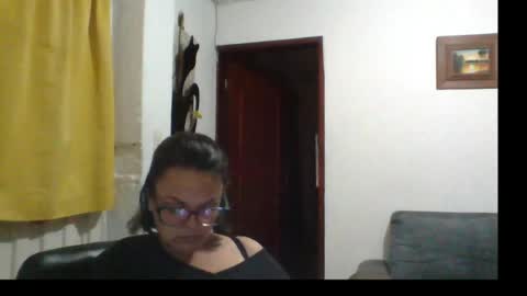 Laura online show from 05/31/26, 01:58