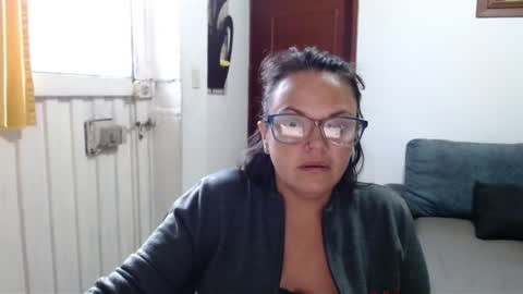 Laura online show from 07/21/26, 11:07