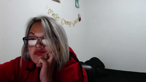 Laura online show from 07/26/26, 01:36