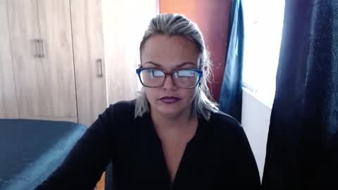 Laura online show from 07/28/26, 03:21