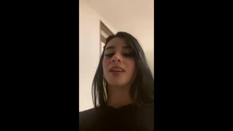 Laura Valmont online show from 03/25/26, 03:12