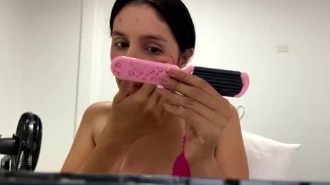 laura  online show from 05/24/26, 07:13