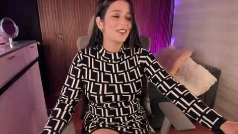 laura cruz online show from 04/21/26, 04:08