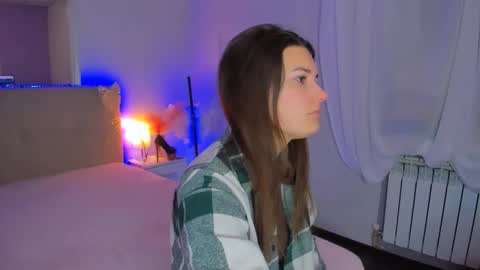 Laura online show from 02/09/26, 06:17