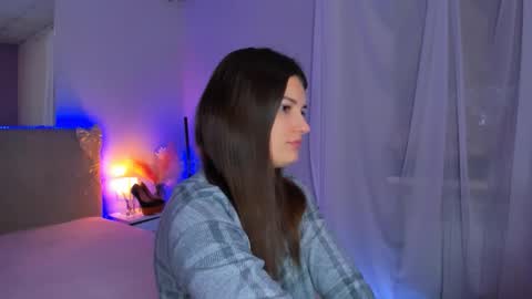 Laura online show from 02/15/26, 06:10