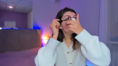 Laura online show from 02/25/26, 06:45