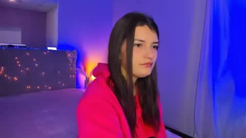 Laura online show from 04/21/26, 05:14