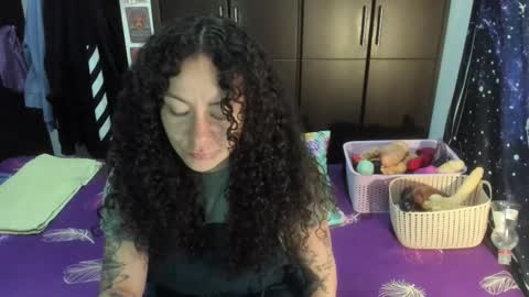  Wen  online show from 11/28/25, 08:22