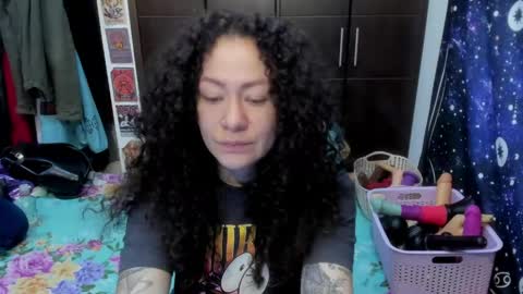  Wen  online show from 05/05/26, 03:53