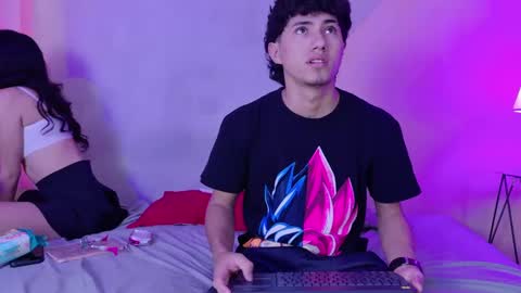 laura_and_kevin online show from 09/11/25, 01:44