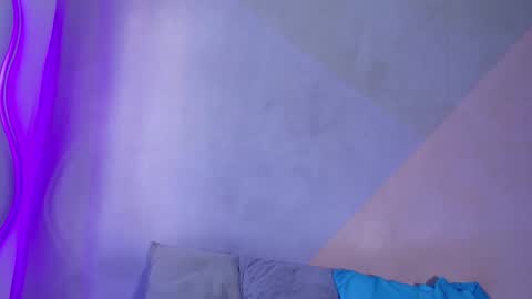 laura_and_kevin online show from 09/28/25, 12:54