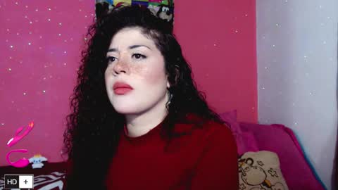 weedcam Curly Laura OF    online show from 03/26/26, 11:27