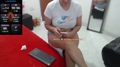 Snapshot of laura_foxx2379 chatting on 02/20/25, 08:47 laura_foxx2379 online show from 02/20/25, 08:47