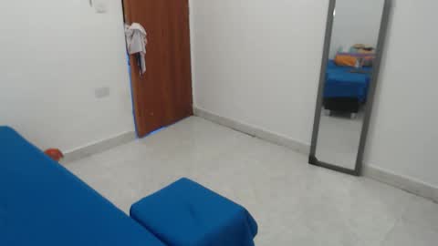 Snapshot of laura_foxx2379 chatting on 01/07/26, 05:04 laura_foxx2379 online show from 01/07/26, 05:04