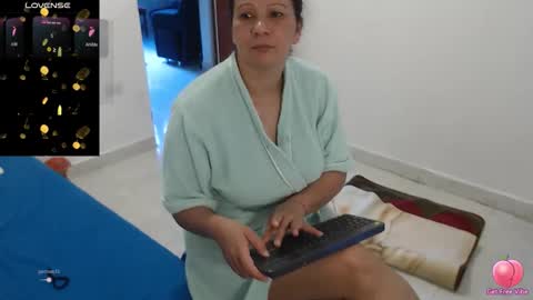 Snapshot of laura_foxx2379 chatting on 01/18/26, 08:34 laura_foxx2379 online show from 01/18/26, 08:34