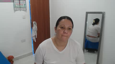 Snapshot of laura_foxx2379 chatting on 01/31/26, 09:57 laura_foxx2379 online show from 01/31/26, 09:57