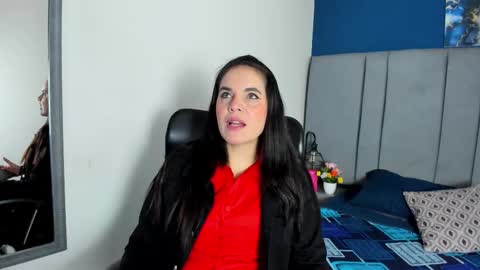 laura hotties online show from 02/09/26, 12:53