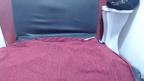  Laura  online show from 10/28/25, 11:36