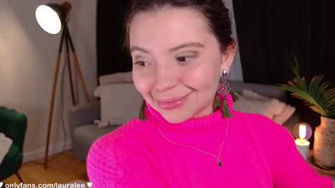 Laura Lee. online show from 09/18/25, 02:57