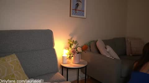 Snapshot of laura_lee chatting on 04/25/26, 02:58 Laura Lee. online show from 04/25/26, 02:58