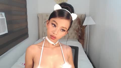 Laura leighxx online show from 12/03/24, 01:41