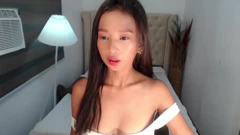 Laura leighxx online show from 03/11/25, 01:59