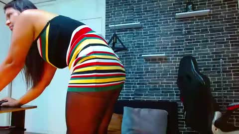 Laura online show from 01/18/25, 10:39