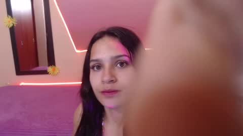 Laura Pink    online show from 12/01/24, 04:29