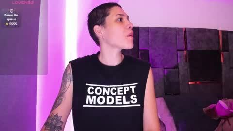 Laura Rose online show from 02/11/25, 03:51