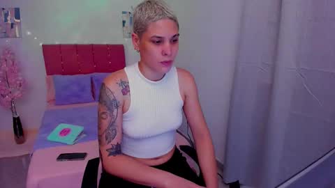 Laura Rose online show from 09/22/25, 12:45