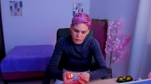 Laura Rose online show from 12/05/25, 06:37