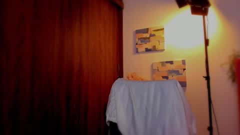 Laura Rose online show from 03/11/26, 04:18