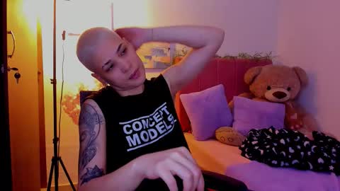 Laura Rose online show from 03/24/26, 07:19