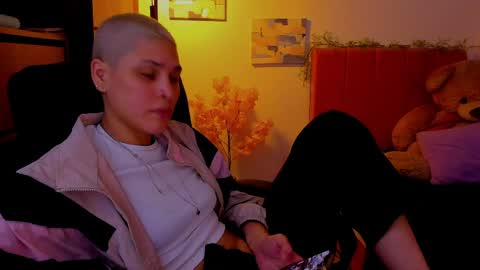 Laura Rose online show from 04/06/26, 05:08