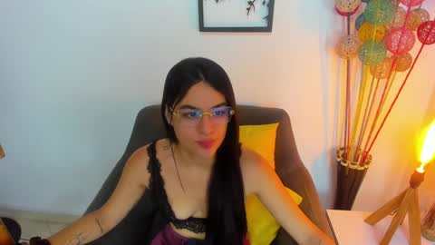LAURA SOE online show from 01/13/25, 01:28