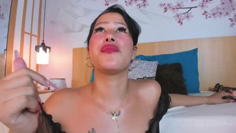 Snapshot of laura_torress chatting on 07/11/26, 03:09 Laura online show from 07/11/26, 03:09