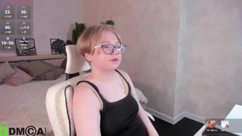 Laura online show from 02/25/26, 08:02