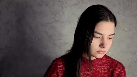 Laura online show from 02/02/26, 11:31