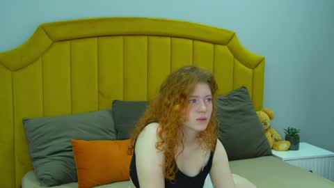 Laura online show from 04/17/26, 05:10