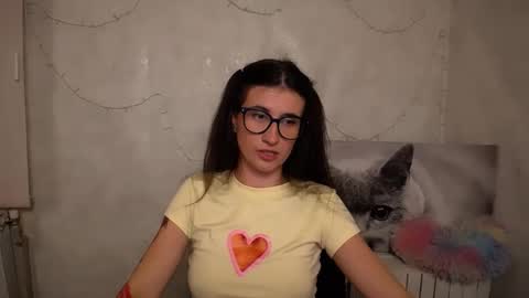 Laura online show from 05/29/26, 08:12