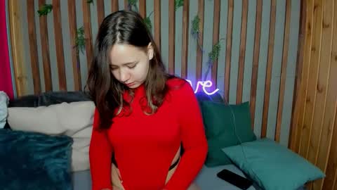 Laura online show from 09/18/25, 01:18