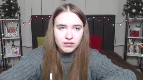 LauraHlot online show from 12/28/24, 05:02